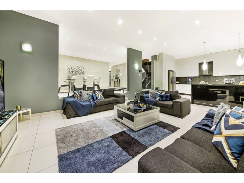 8 Mountview Avenue, Chester Hill NSW 2162