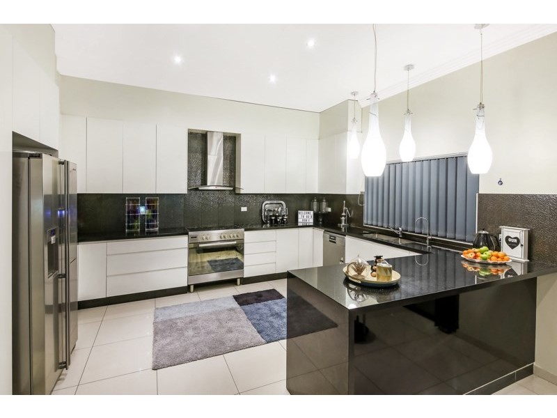 8 Mountview Avenue, Chester Hill NSW 2162