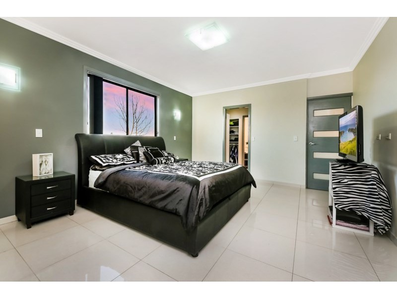 8 Mountview Avenue, Chester Hill NSW 2162