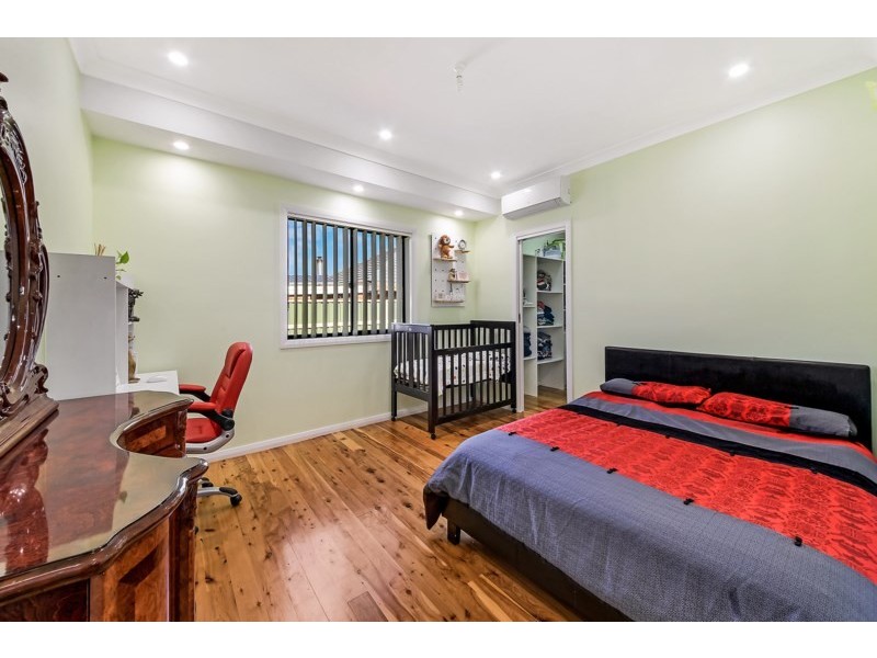 23 Endeavour Road, Georges Hall NSW 2198