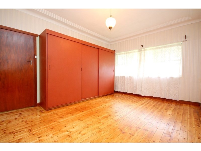 8 Stevens Street, Panania NSW 2213