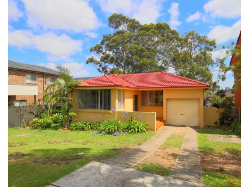 86 Rex Road, Georges Hall NSW 2198