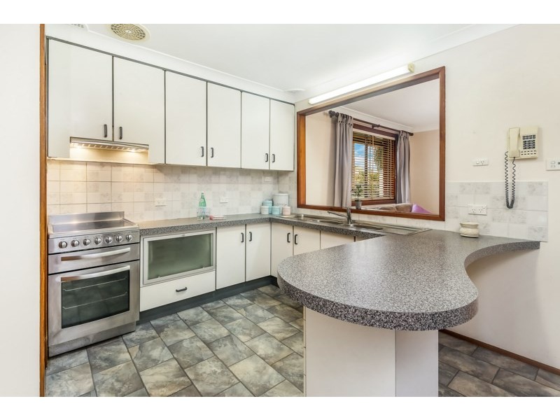 6 Kurrajong Avenue, Georges Hall NSW 2198