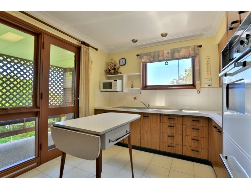 24 Rex Road, Georges Hall NSW 2198