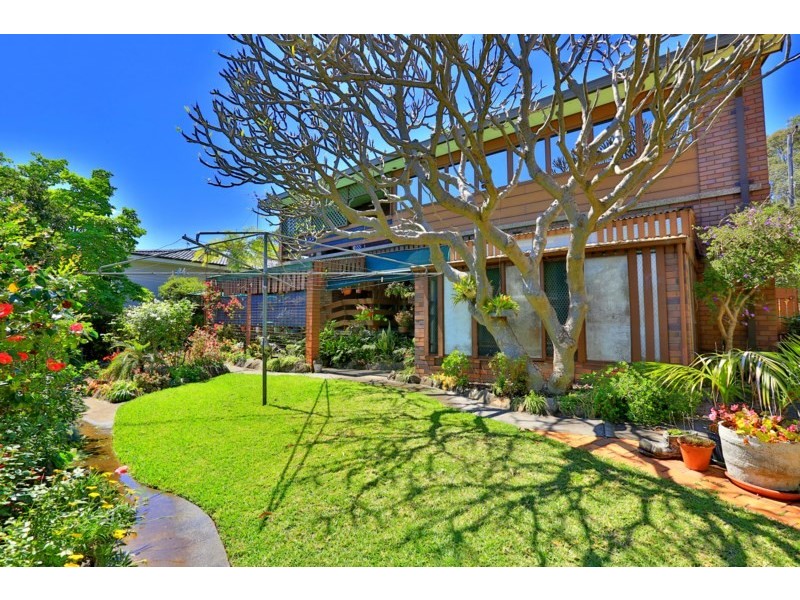 24 Rex Road, Georges Hall NSW 2198