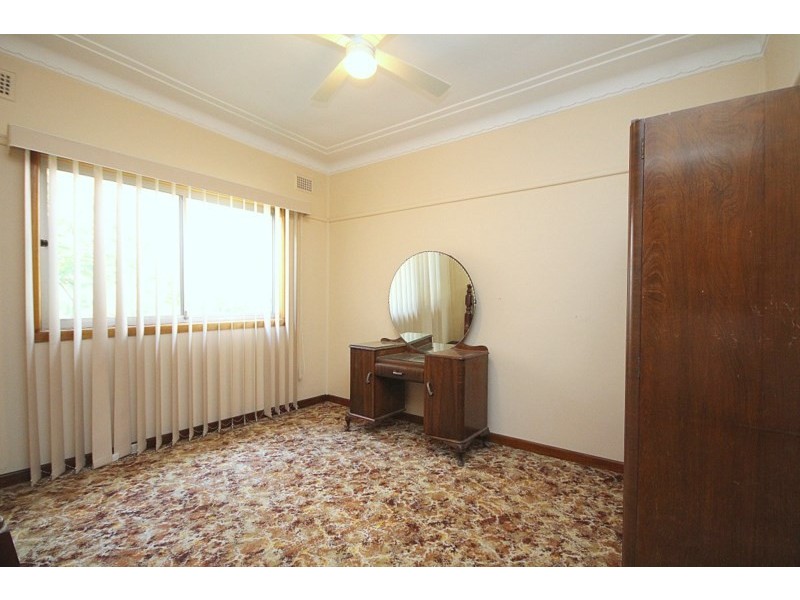 7 Verbena Avenue, Bankstown NSW 2200