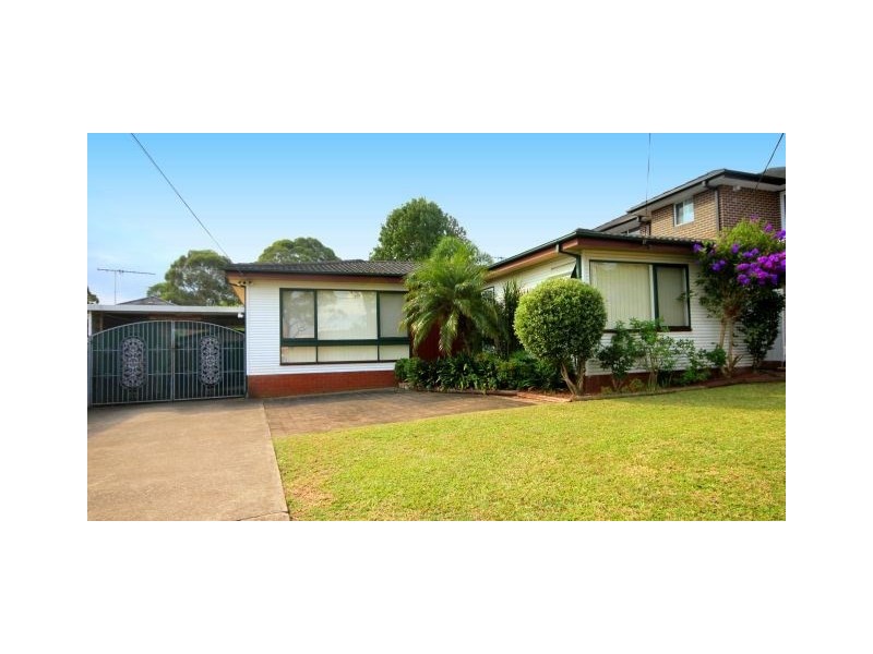 106 Rex Road, Georges Hall NSW 2198