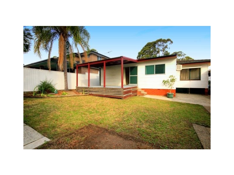 106 Rex Road, Georges Hall NSW 2198