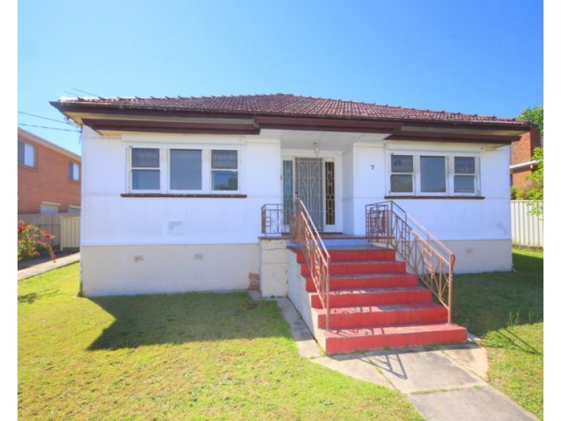 7 Fenwick Street, Yagoona NSW 2199