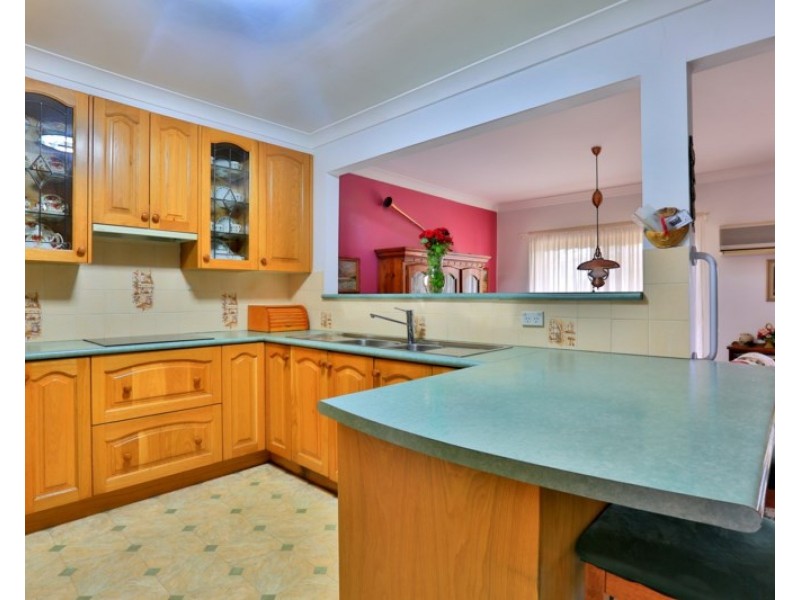 66 Flinders Road, Georges Hall NSW 2198