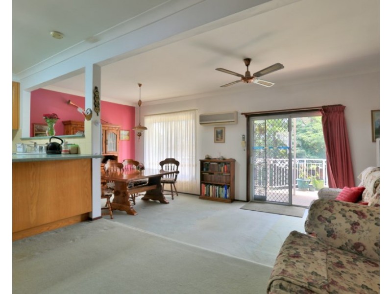 66 Flinders Road, Georges Hall NSW 2198