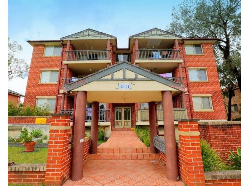8/13-15 Cairds Avenue, Bankstown NSW 2200