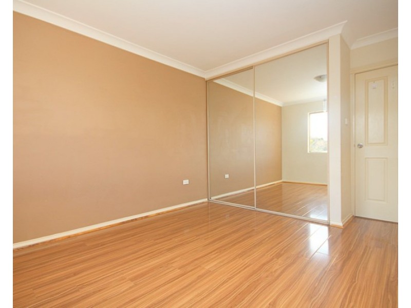 8/13-15 Cairds Avenue, Bankstown NSW 2200