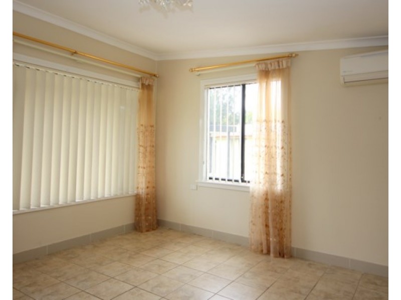 17 Kyogle Road, Bass Hill NSW 2197