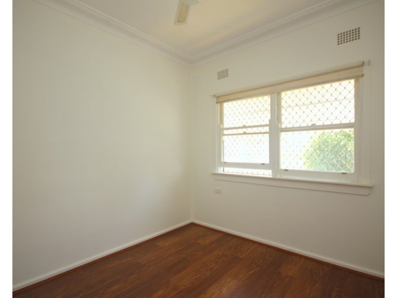102 Auburn Road, Birrong NSW 2143