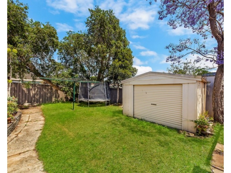 11 Glenn Place, Yagoona NSW 2199
