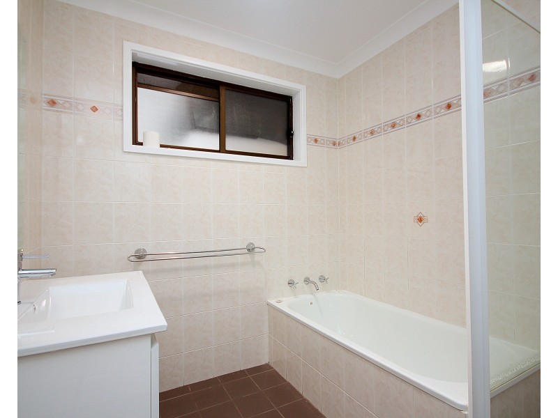 32 Wren Street, Condell Park NSW 2200
