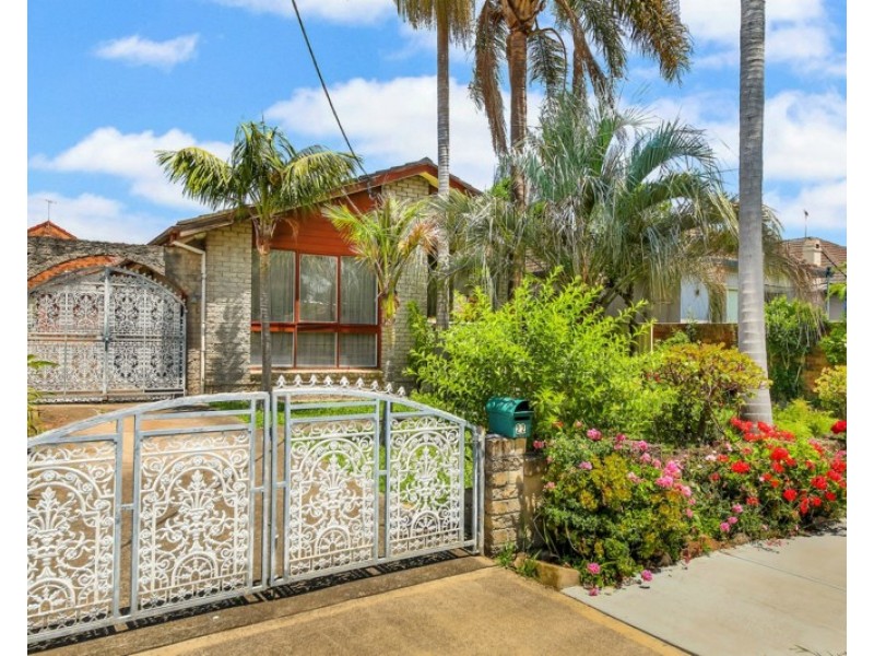 22 Jarrett Street, Clemton Park NSW 2206