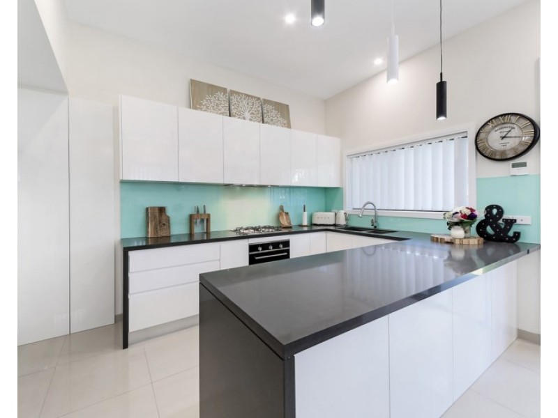 23 Sturt Avenue, Georges Hall NSW 2198