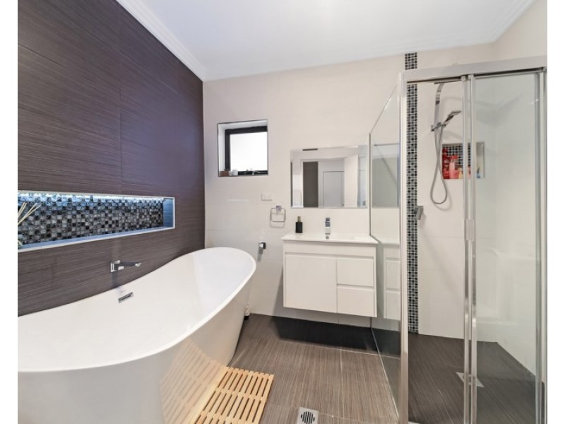 23 Sturt Avenue, Georges Hall NSW 2198