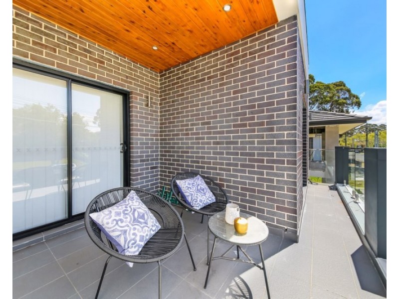 23 Sturt Avenue, Georges Hall NSW 2198