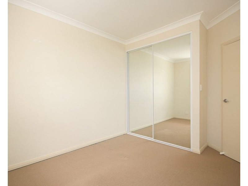 1/70 Taylor Street, Condell Park NSW 2200