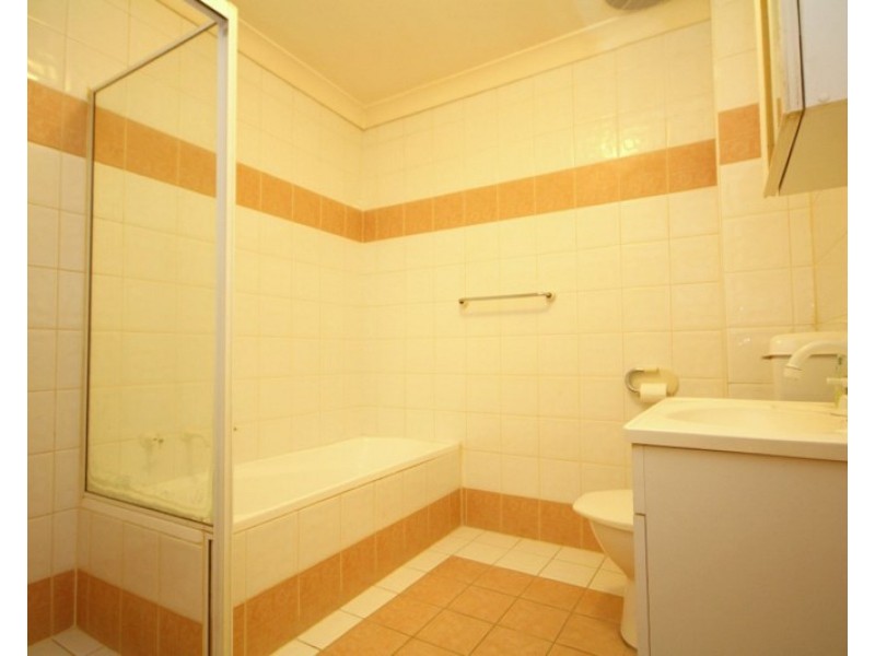 12/16-18 Reynolds Avenue, Bankstown NSW 2200