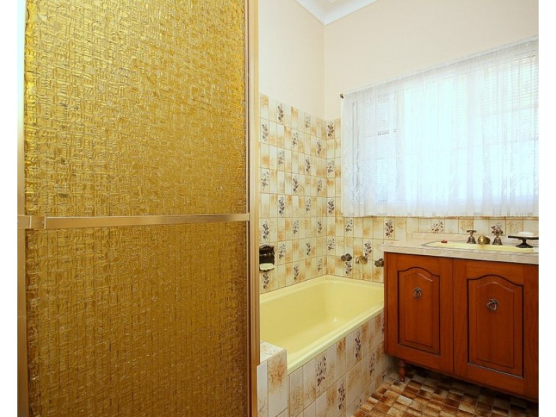 59 Gardenia Avenue, Bankstown NSW 2200