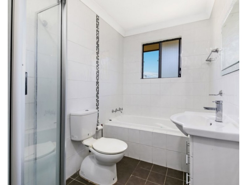 18/31-33 Myrtle Road, Bankstown NSW 2200