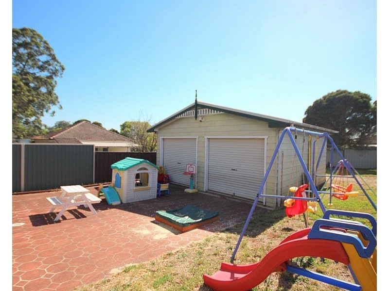 2 Hunter Street, Condell Park NSW 2200