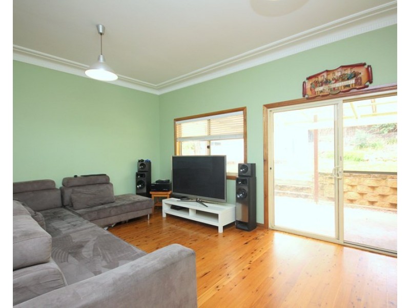 14A Lee Street, Condell Park NSW 2200