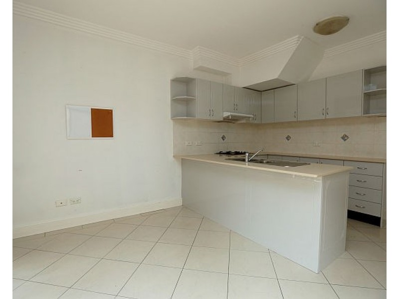 14/105 Bellevue Avenue, Georges Hall NSW 2198