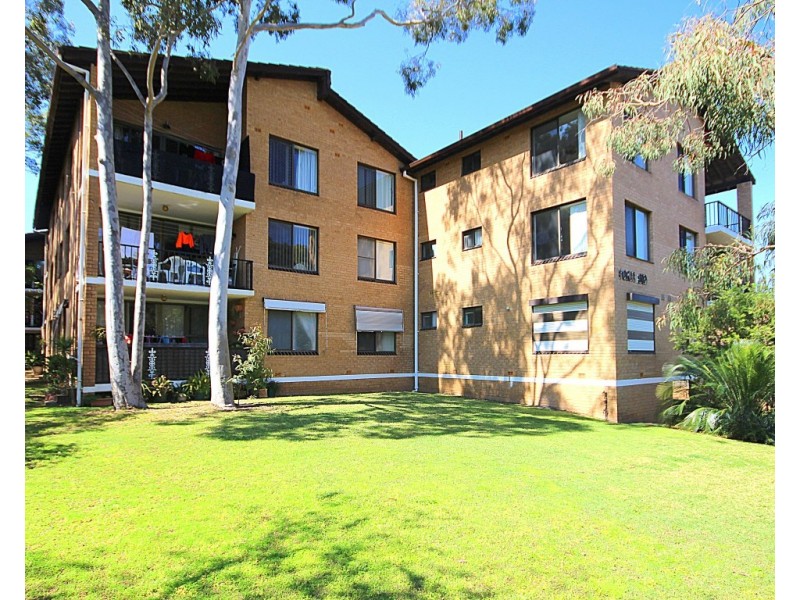 22/33-35 Sir Joseph Banks Street, Bankstown NSW 2200