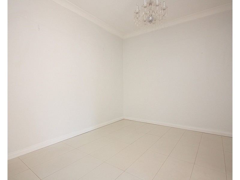 22/33-35 Sir Joseph Banks Street, Bankstown NSW 2200