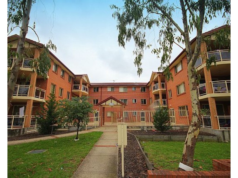5/5-11 Weigand Avenue, Bankstown NSW 2200