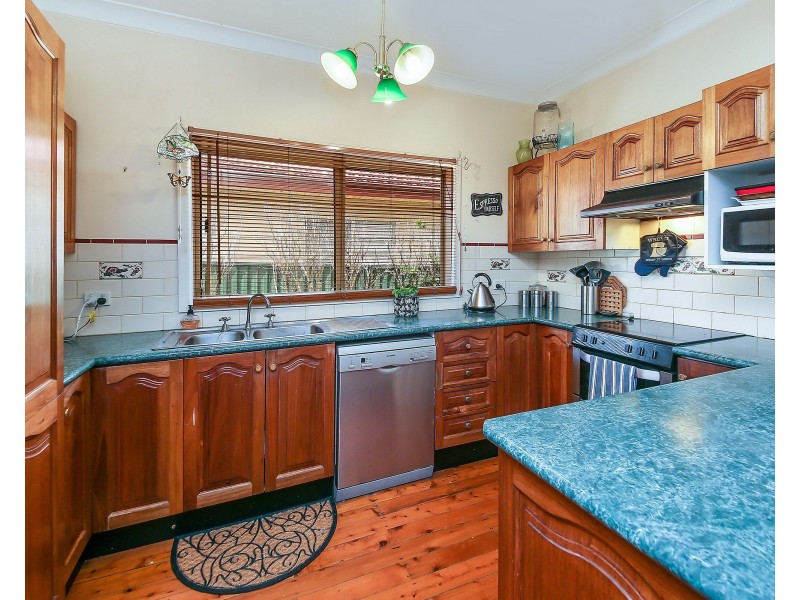 14 Harford Avenue, East Hills NSW 2213