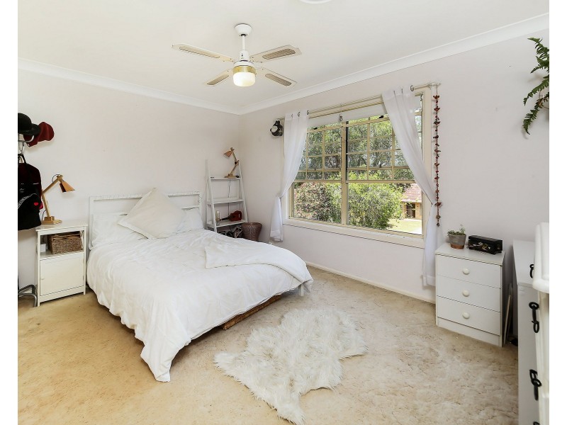 14 Harford Avenue, East Hills NSW 2213