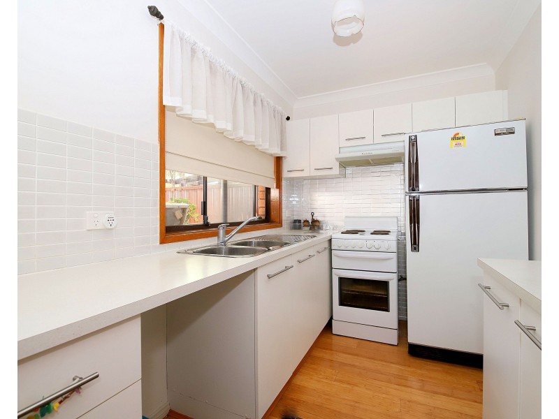 6/213 Old Kent Road, Greenacre NSW 2190