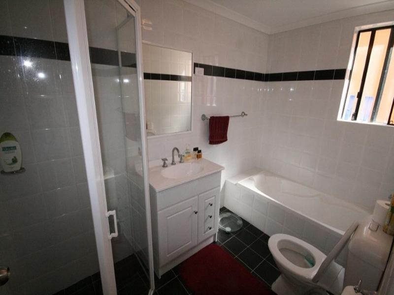 9/13 Gordon Street, Bankstown NSW 2200