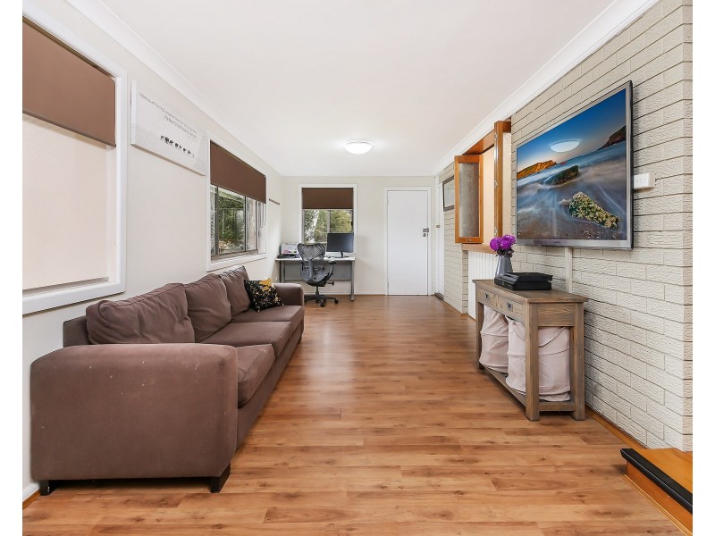 4 Jennings Avenue, Bass Hill NSW 2197