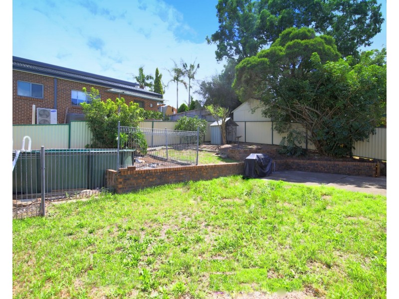 12 Lee Street, Condell Park NSW 2200