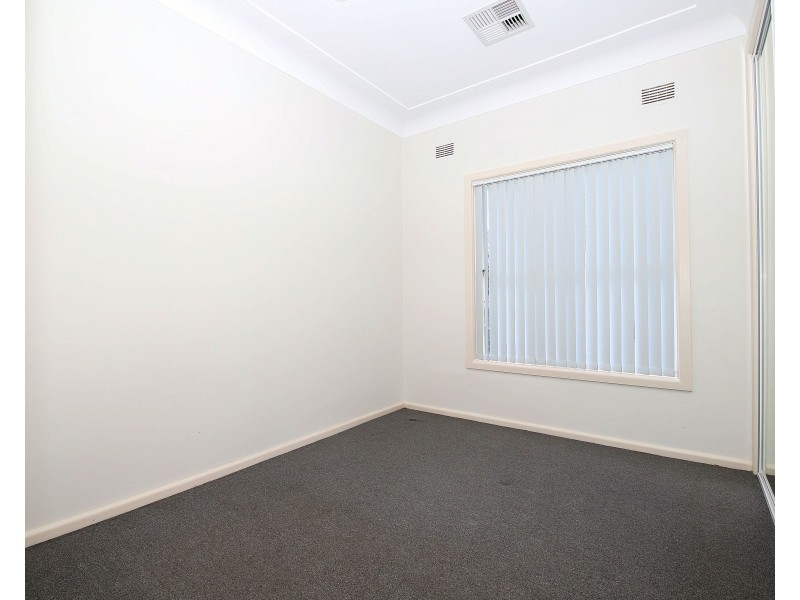 12 Lee Street, Condell Park NSW 2200