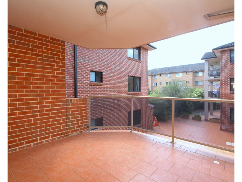 22/21 Weigand Avenue, Bankstown NSW 2200