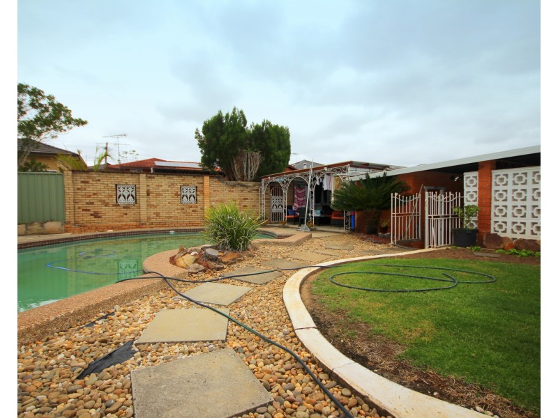 16 Jacaranda Drive, Georges Hall NSW 2198