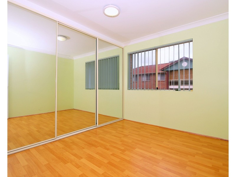 4/181 Chapel Road South, Bankstown NSW 2200