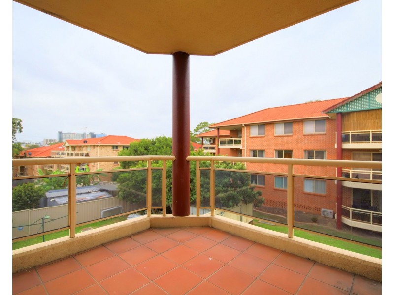 4/181 Chapel Road South, Bankstown NSW 2200