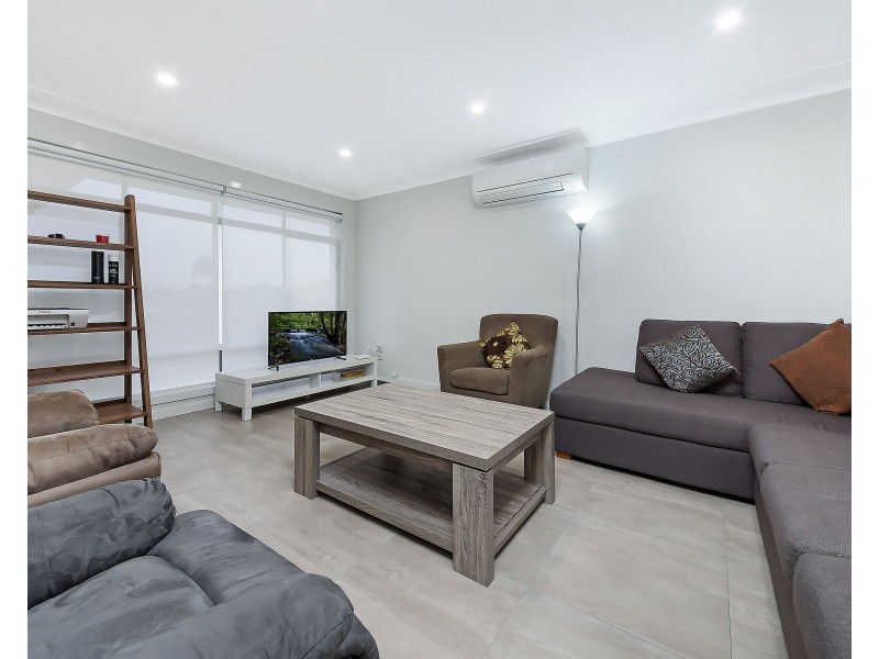 9 Lockwood Avenue, Greenacre NSW 2190