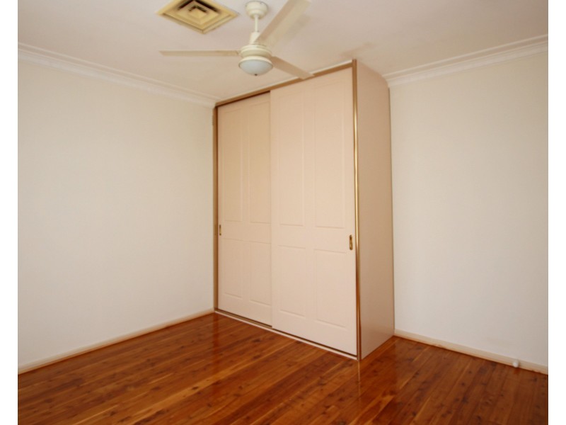 72 Wendy Avenue, Georges Hall NSW 2198