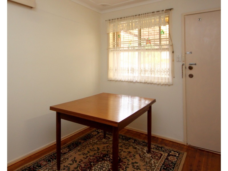 72 Wendy Avenue, Georges Hall NSW 2198