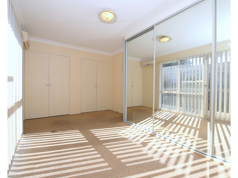 2/34-36 Townsend Street, Condell Park NSW 2200